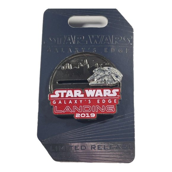 Disney 2019 Star Wars Galaxy’s Edge Landing Pin - Picture 2 of 3